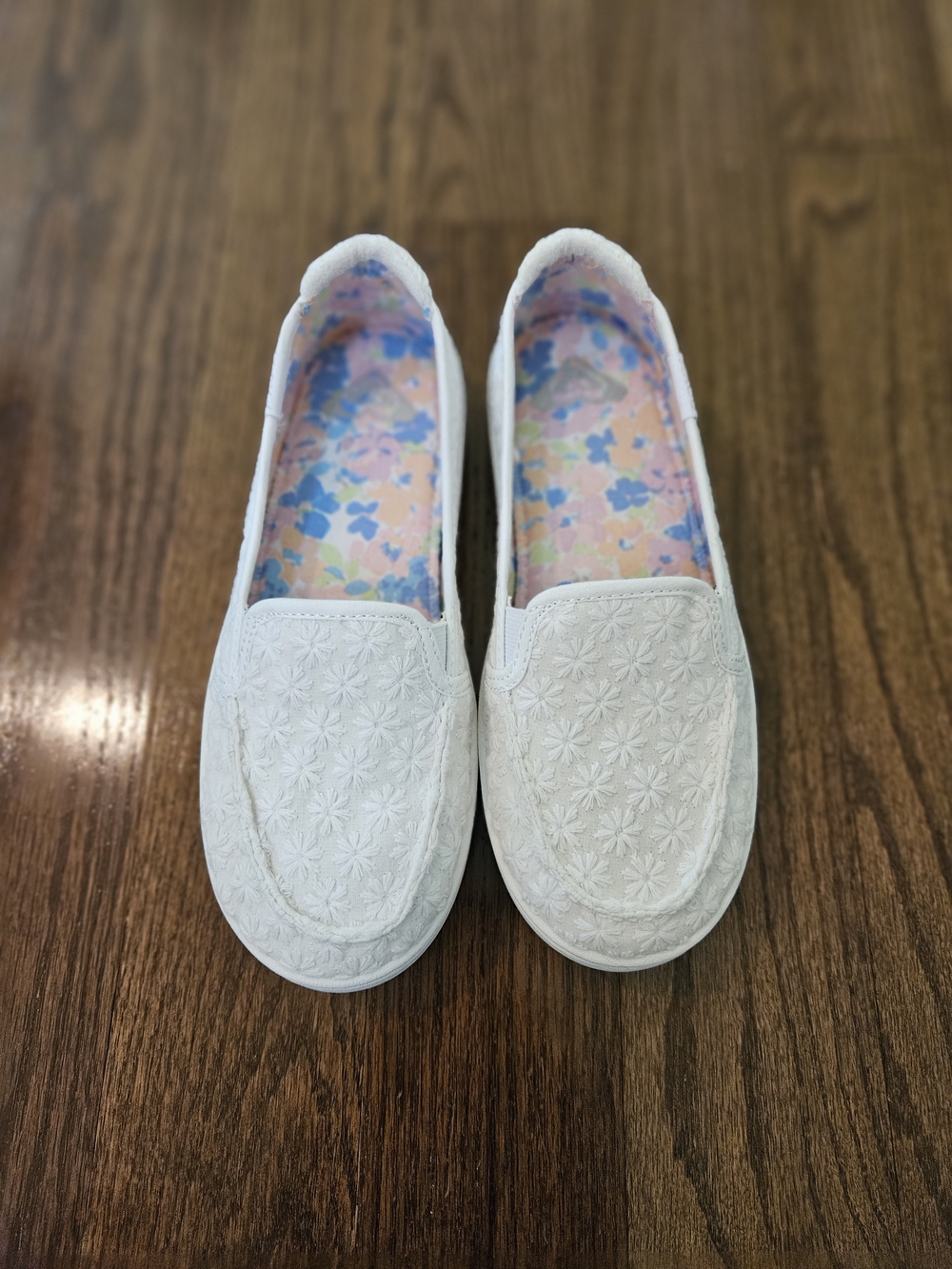 Roxy White Floral Slip-On Sneakers NEW